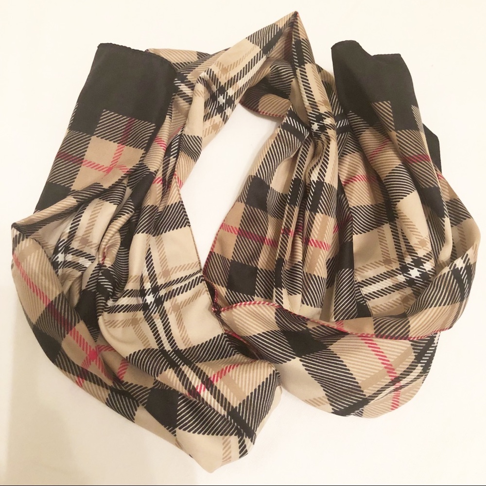 Classic Check Scarf